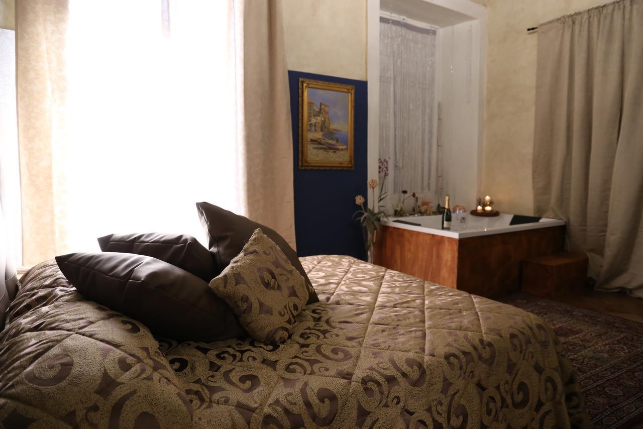 סלרנו Suite Palazzo Luciani מראה חיצוני תמונה