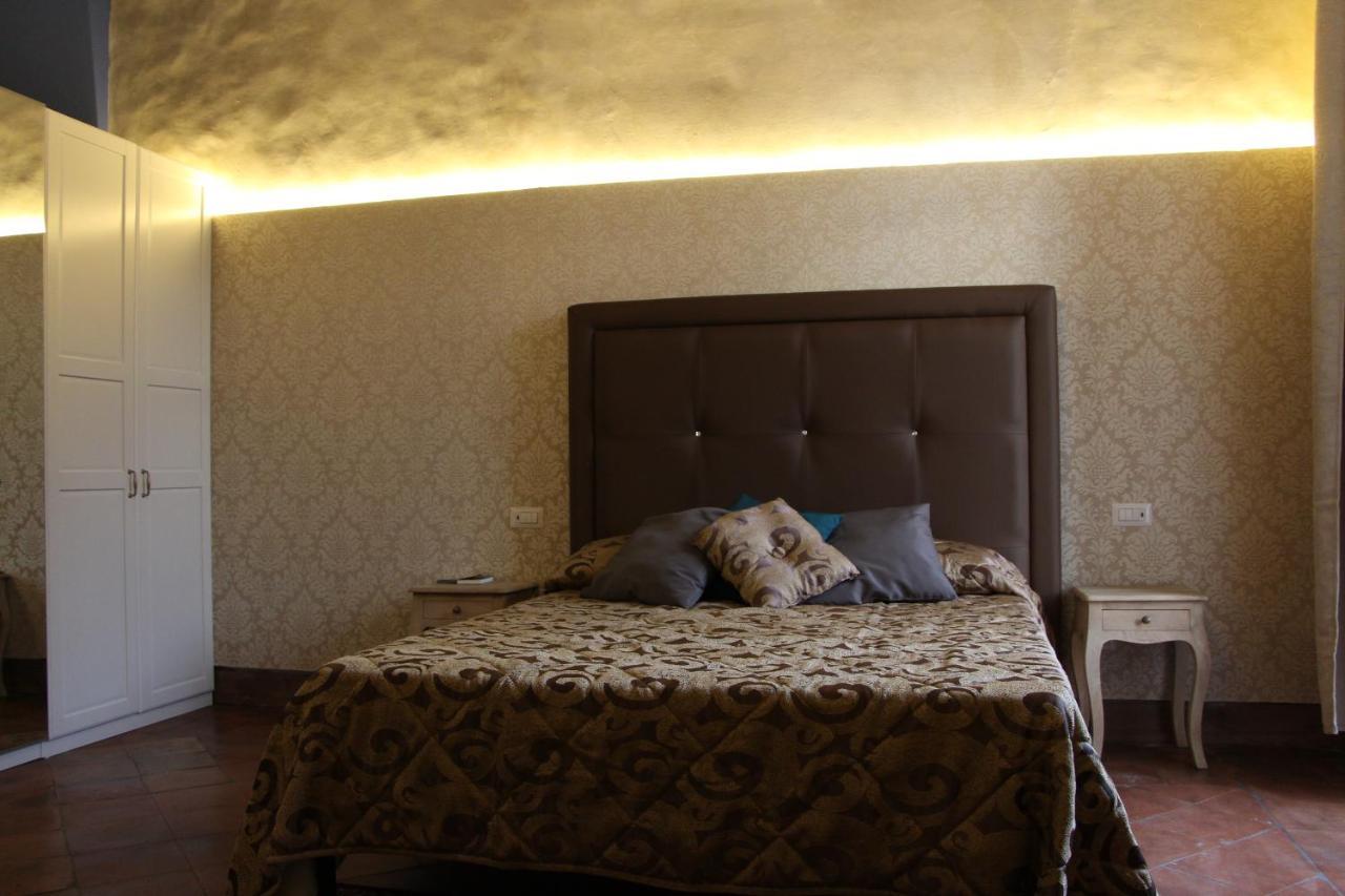 סלרנו Suite Palazzo Luciani מראה חיצוני תמונה