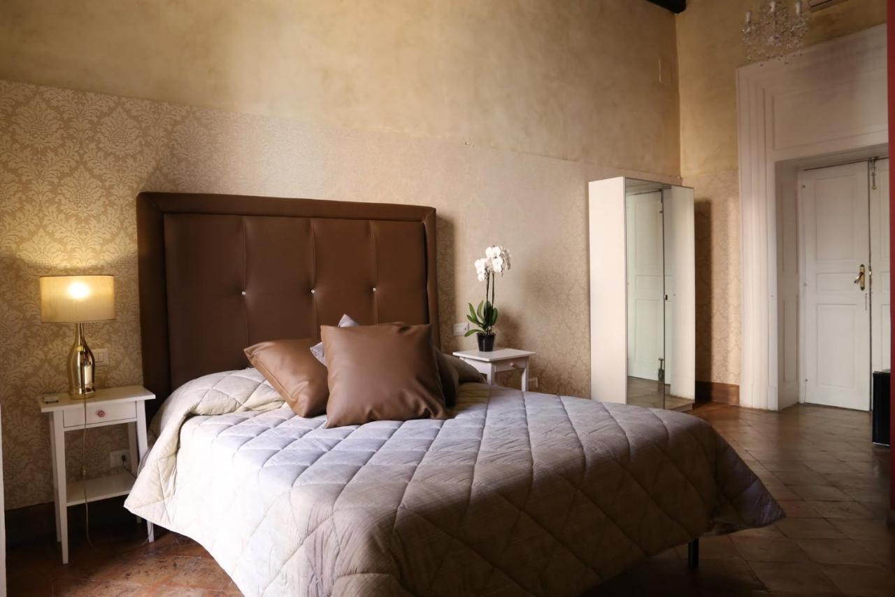 סלרנו Suite Palazzo Luciani מראה חיצוני תמונה